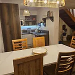 Ferienhaus Les Volets Bleus House And Jublains