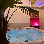 Ferienhaus Les Volets Bleus House And