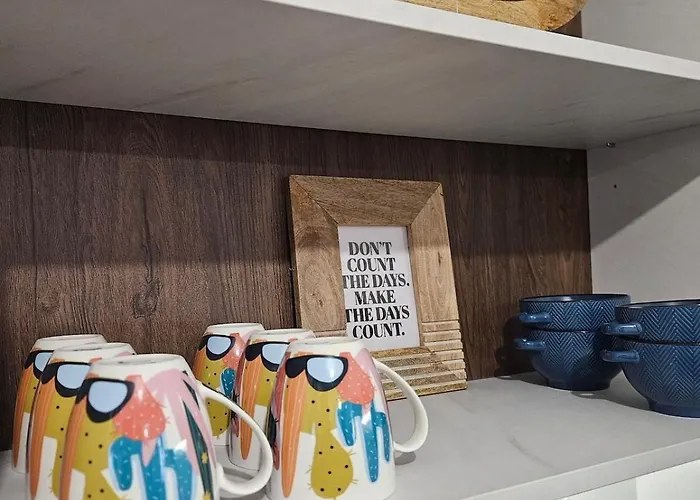 Semesterbostad Les Volets Bleus House And