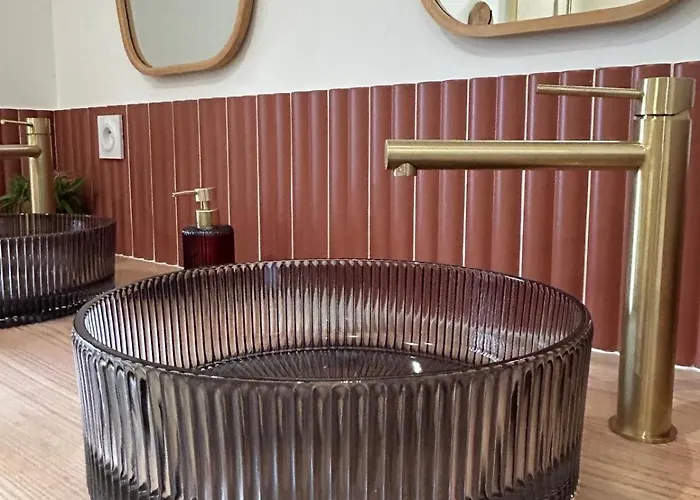 Les Volets Bleus House And * Jublains